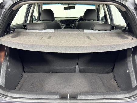 2017-Hyundai-i20-12-Motion_14