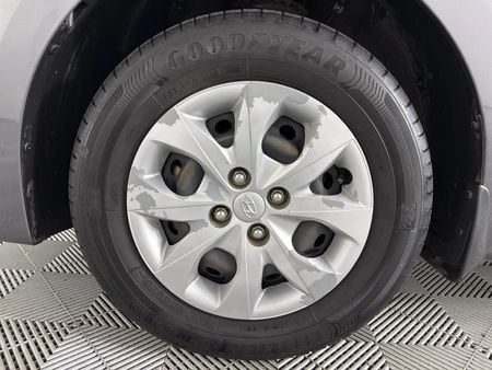 2017-Hyundai-i20-12-Motion_15
