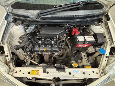2016-Toyota-Etios-15-XS-5-dr_9