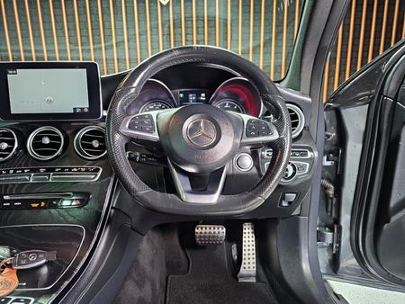 2015-Mercedes-Benz-GLC-250d_9