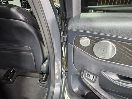 2015-Mercedes-Benz-GLC-250d_20