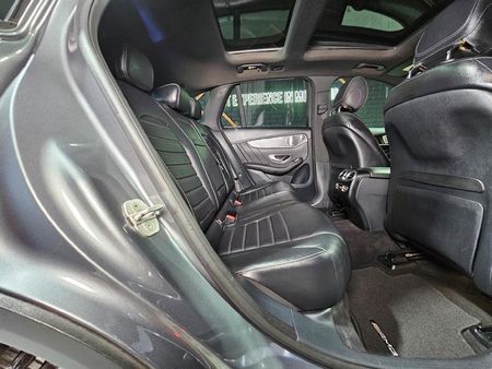 2015-Mercedes-Benz-GLC-250d_21