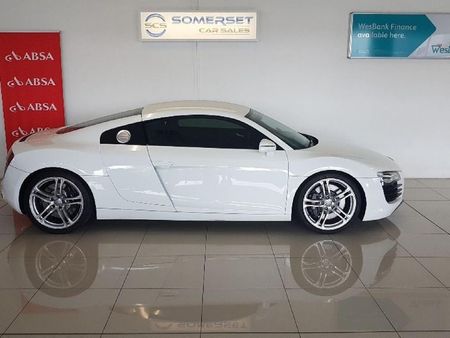 2009-Audi-R8-42-quattro_1