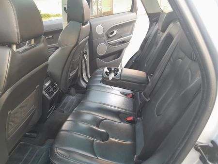2015-Land-Rover-Range-Rover-Evoque-22-SD4-Dynamic_13
