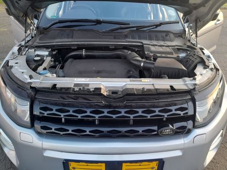 2015-Land-Rover-Range-Rover-Evoque-22-SD4-Dynamic_14