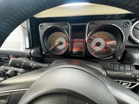 2020-Suzuki-Jimny-15-GA_10