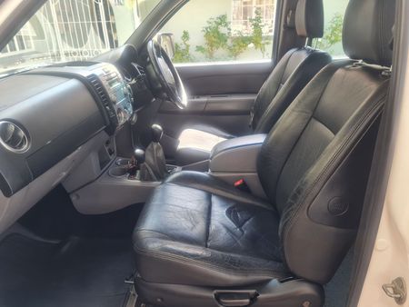 2009-Mazda-BT-50-30-CRDi-Drifter-SLE-4x4-Double-Cab_3