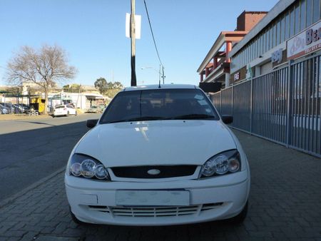 2006-Ford-Bantam-13i-XL_0