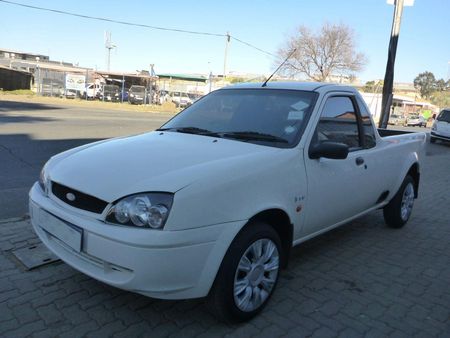 2006-Ford-Bantam-13i-XL_2