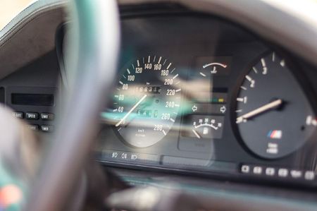 1989-BMW-M5-Ac-Ps-e28_22