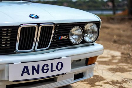 1989-BMW-M5-Ac-Ps-e28_2