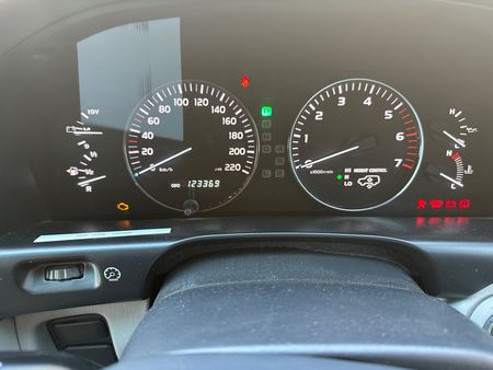 2005-Toyota-Land-Cruiser-100-47-V8-Auto_11