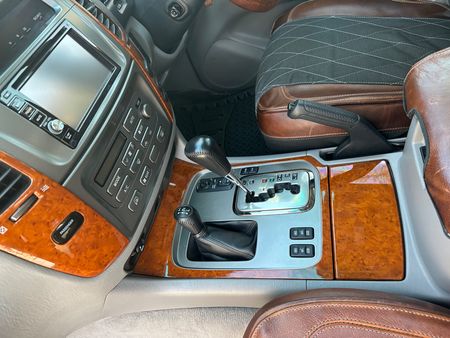 2005-Toyota-Land-Cruiser-100-47-V8-Auto_5