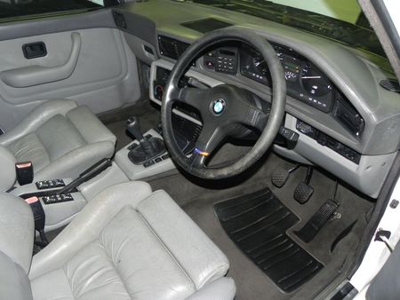 1987-BMW-M5-Ac-Ps-e28_12