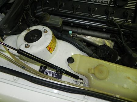 1987-BMW-M5-Ac-Ps-e28_23