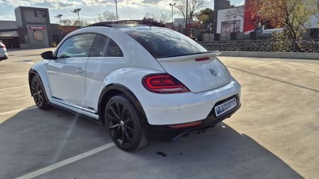 Used Volkswagen Beetle 1.4 TSI R-Line Auto for sale in Gauteng - Cars ...