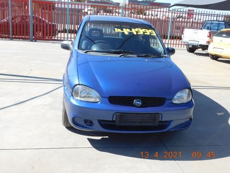 2001-Opel-Corsa-140i_0