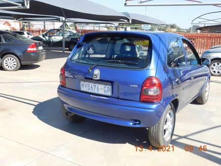 2001-Opel-Corsa-140i_2