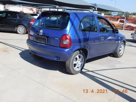 2001-Opel-Corsa-140i_3