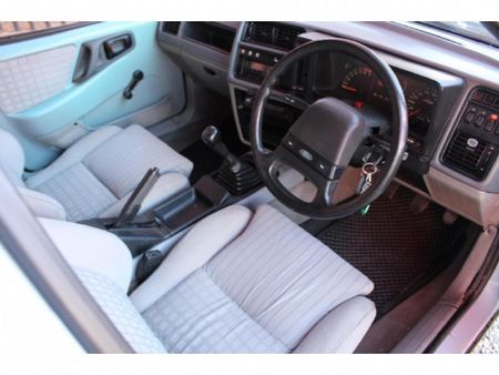 1985-Ford-Sierra-XR6_4