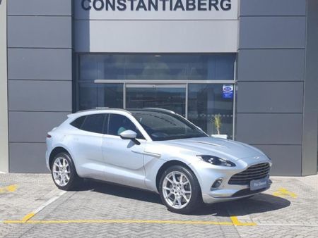 2021-Aston-Martin-DBX-40T_0
