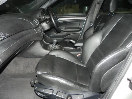 2004-BMW-3-Series-320i_14