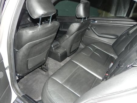 2004-BMW-3-Series-320i_16