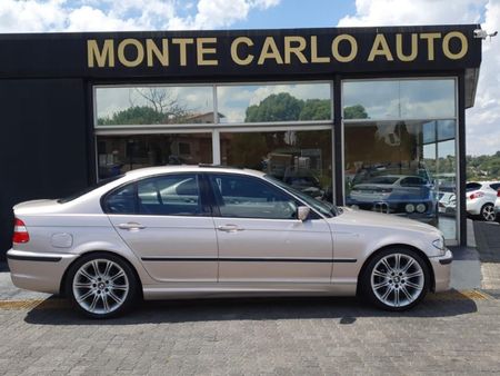 2004-BMW-3-Series-320i_4