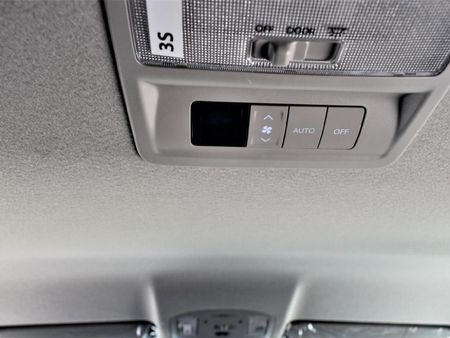 2022-Toyota-Fortuner-28-GD-6-Raised-Body-Auto_8