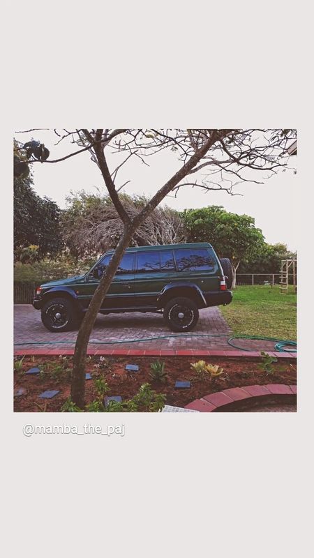 1996-Mitsubishi-Pajero-35-GLS_1