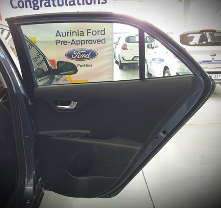 2020-Kia-Rio-14-EX-5-dr_9