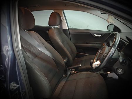 2020-Kia-Rio-14-EX-5-dr_12