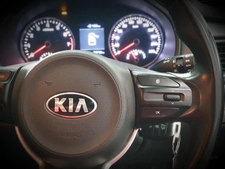 2020-Kia-Rio-14-EX-5-dr_15