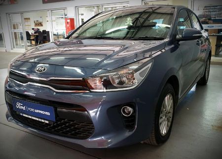 2020-Kia-Rio-14-EX-5-dr_2