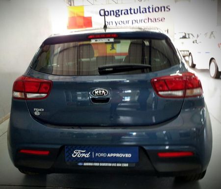 2020-Kia-Rio-14-EX-5-dr_4