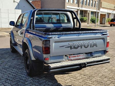 2003-Toyota-Hilux-30-KZ-TE-Raider-Raised-Body-Double-Cab_4