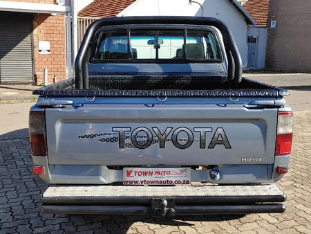 2003-Toyota-Hilux-30-KZ-TE-Raider-Raised-Body-Double-Cab_5