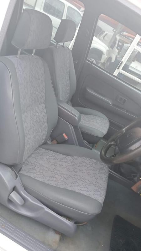 2001-Toyota-Hilux-3000-KZ-TE-Raider-Raised-Body-Double-Cab_7