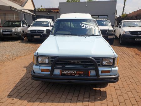 1992-Toyota-Hilux-1800-SR-Single-Cab_1