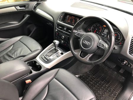 2015-Audi-Q5-30-TDI-quattro-SE-Auto_10