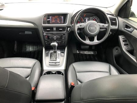 2015-Audi-Q5-30-TDI-quattro-SE-Auto_11