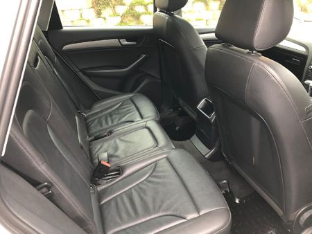 2015-Audi-Q5-30-TDI-quattro-SE-Auto_12