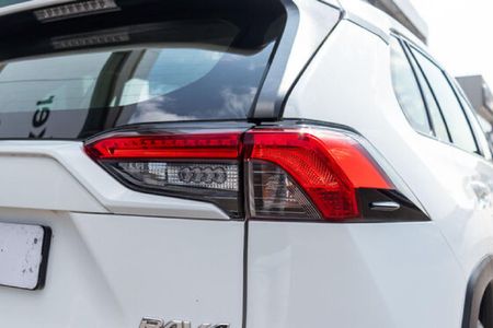 2020-Toyota-RAV4-20-GX-Auto_9