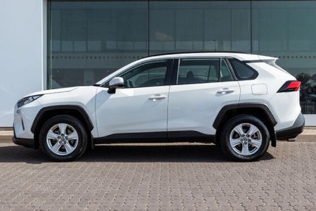 2020-Toyota-RAV4-20-GX-Auto_3