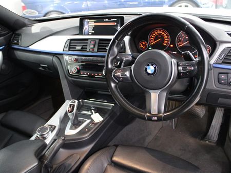 2015-BMW-4-Series-435i-Coupe-Sport_5
