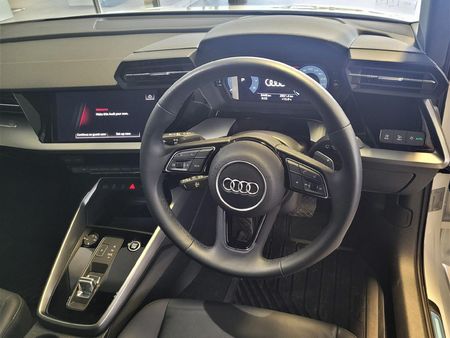 2022-Audi-A3-Sportback-14-TFSI-Auto-Advanced-35-TFSI_7