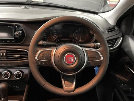 2025-Fiat-Tipo-16-City-Life-Auto-5-dr_9
