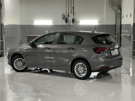 2025-Fiat-Tipo-16-City-Life-Auto-5-dr_3