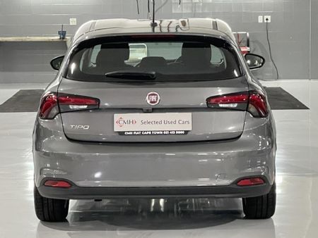 2025-Fiat-Tipo-16-City-Life-Auto-5-dr_4