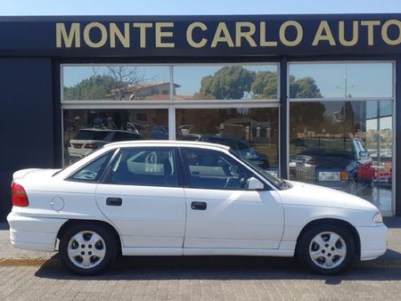 1999-Opel-Astra-Euro-200i-E_4
